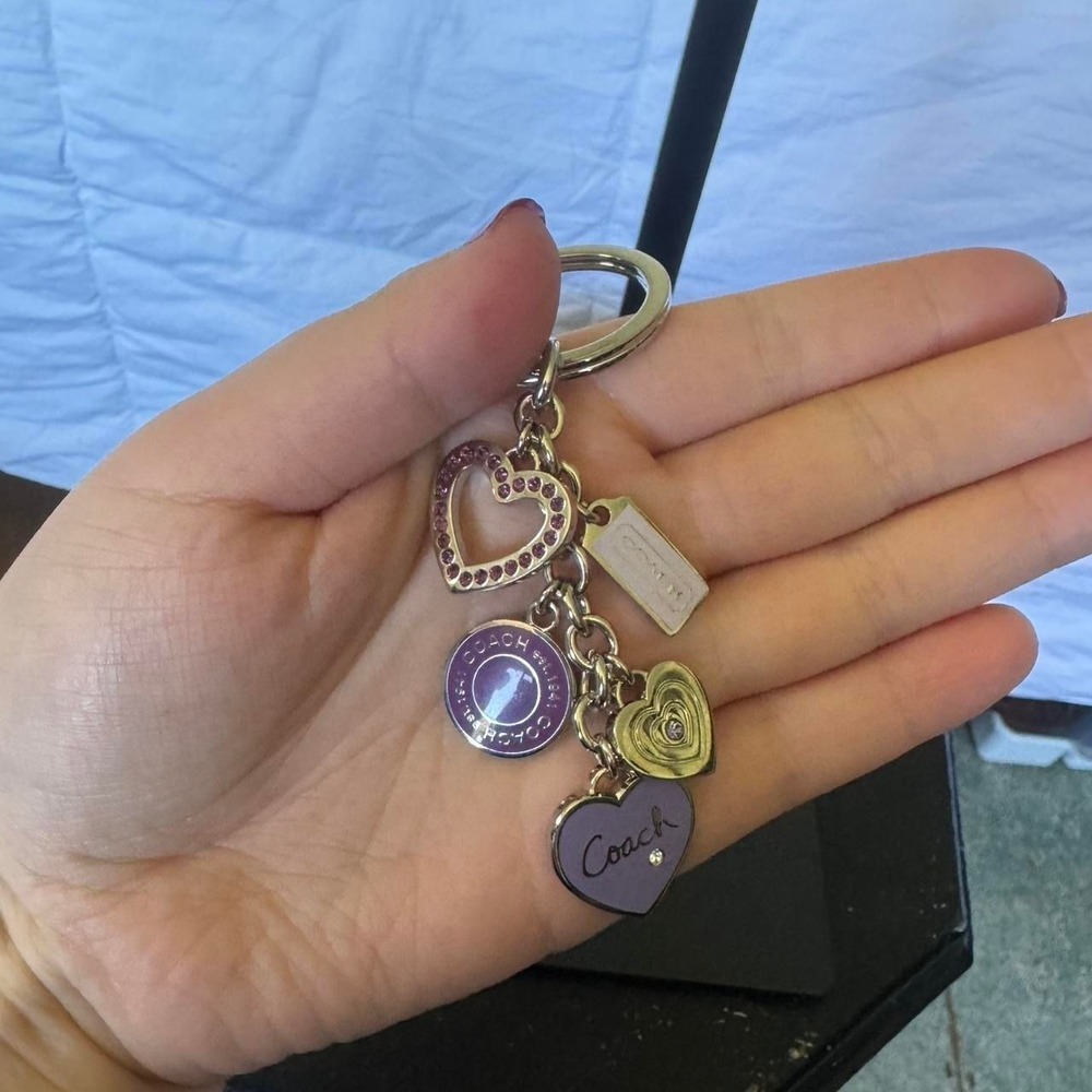 Y2K Coach triple purple heart crystal ring keychain fob purse charm - Picture 4 of 4